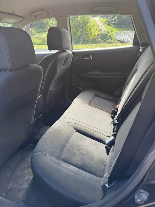 2009 Nissan Rogue - Image 9 of 10