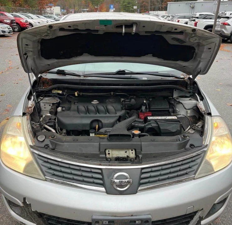 2009 Nissan Versa - Image 7 of 8