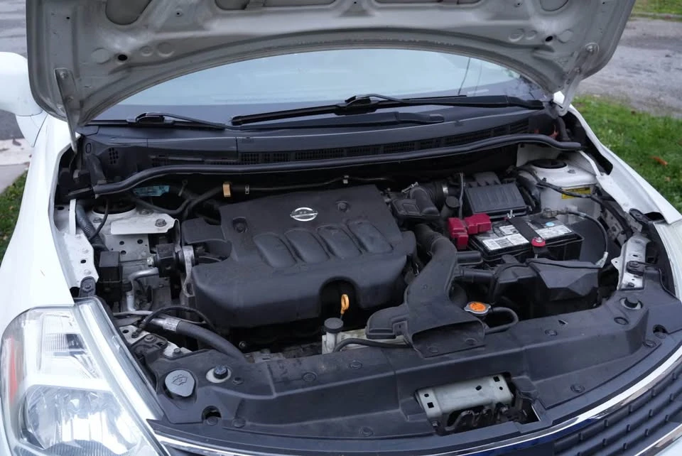 2009 Nissan Versa - Image 14 of 14