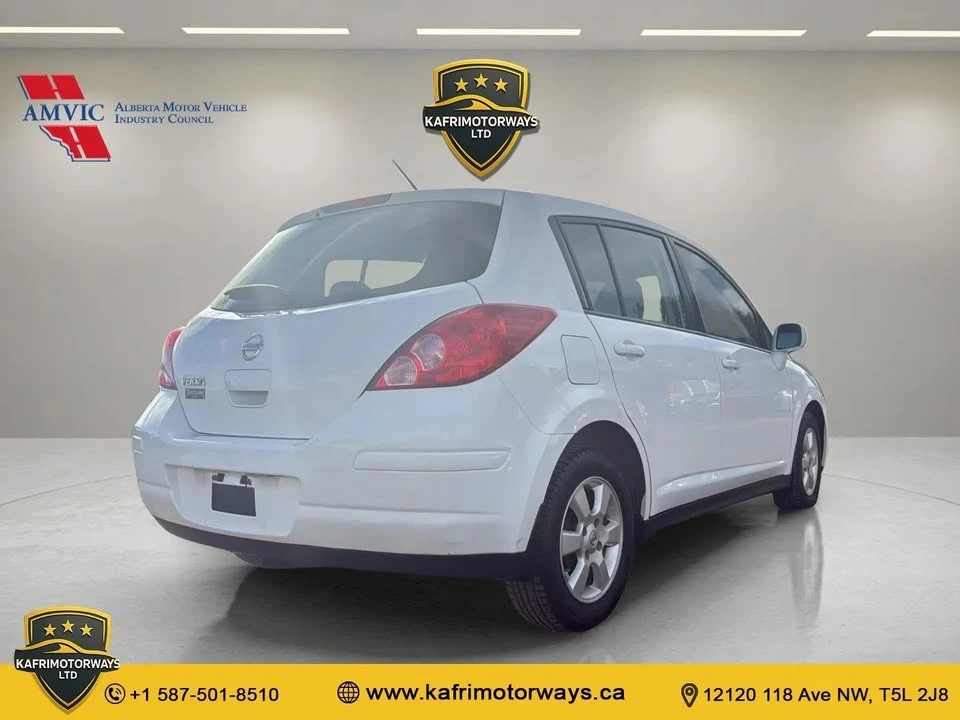 2009 Nissan Versa - Image 11 of 17