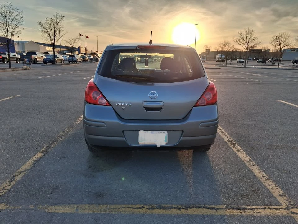 2009 Nissan Versa - Image 3 of 11