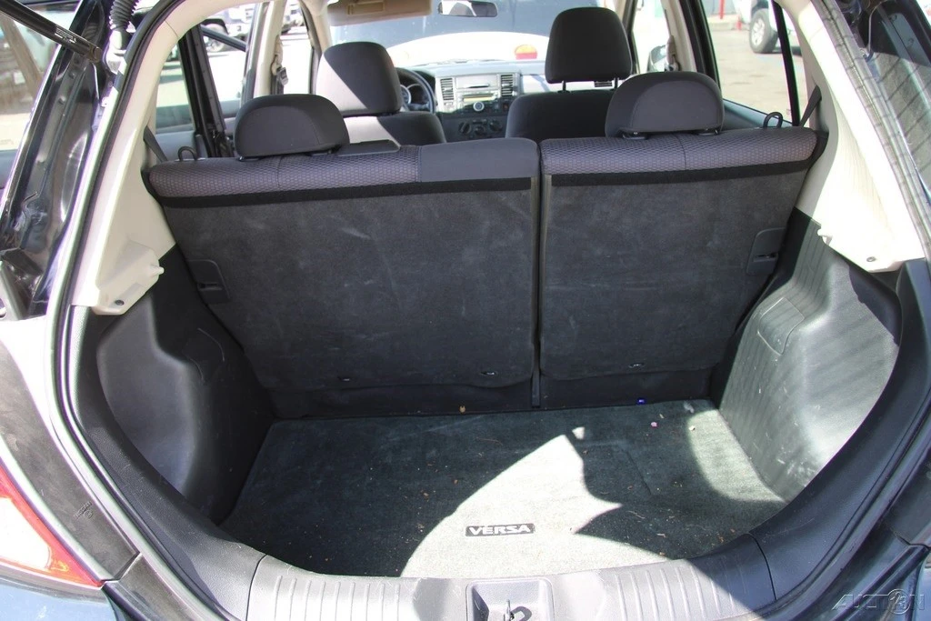 2009 Nissan Versa - Image 20 of 21