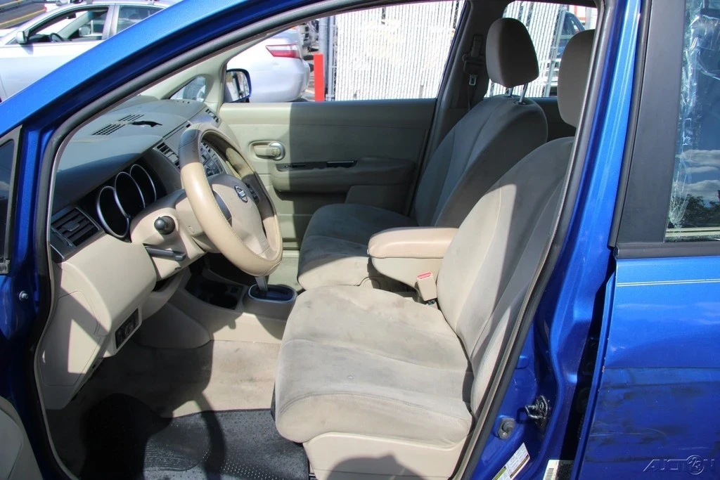 2009 Nissan Versa - Image 12 of 21