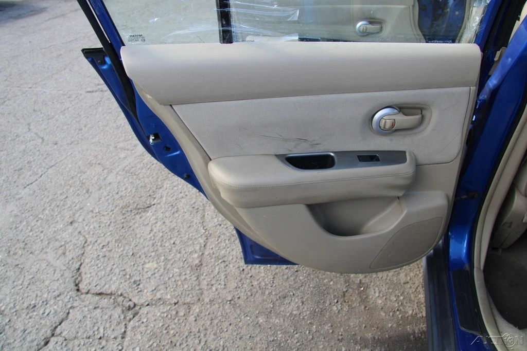 2009 Nissan Versa - Image 18 of 21
