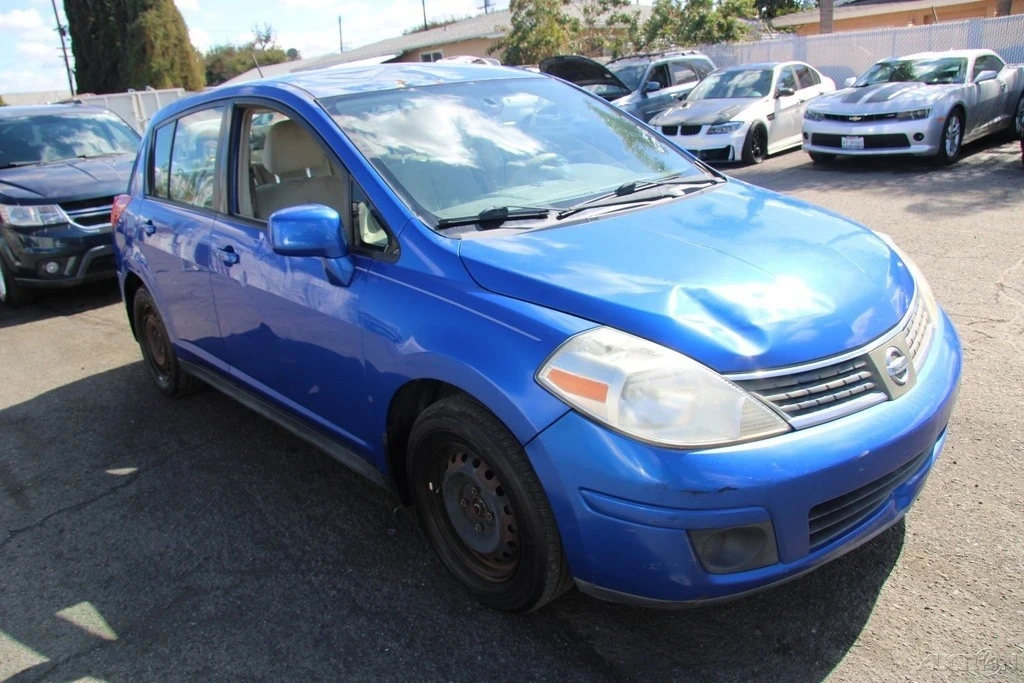 2009 Nissan Versa - Image 8 of 21