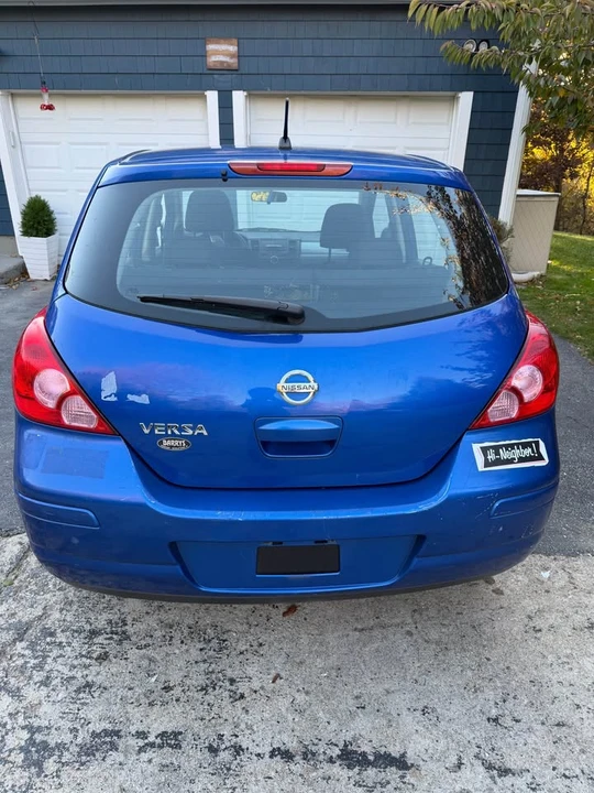 2009 Nissan Versa - Image 6 of 17
