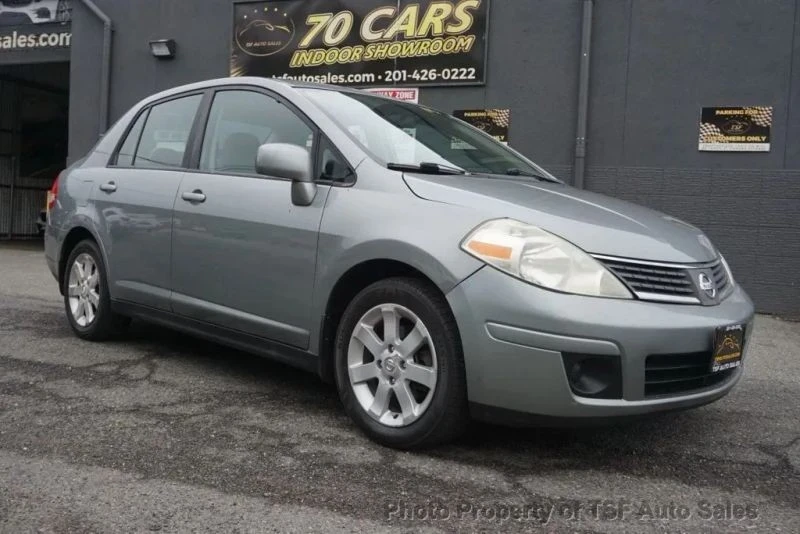 2009 Nissan Versa - Image 9 of 12