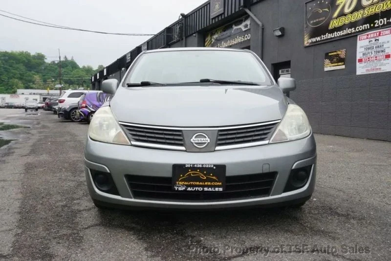 2009 Nissan Versa - Image 2 of 12