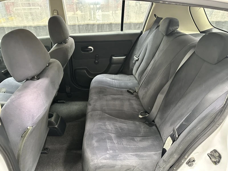 2009 Nissan Versa - Image 14 of 21