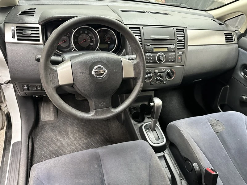 2009 Nissan Versa - Image 9 of 21