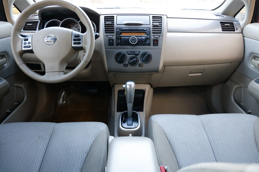 2009 Nissan Versa - Image 21 of 21