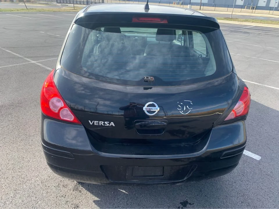 2009 Nissan Versa - Image 4 of 6