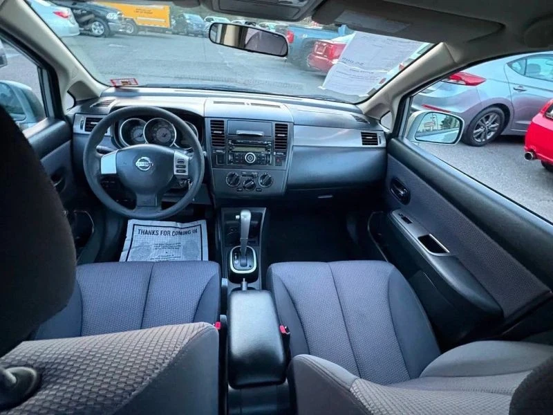 2009 Nissan Versa - Image 6 of 10