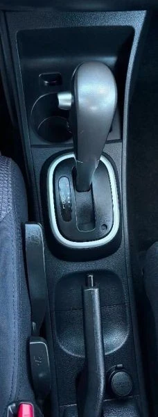 2009 Nissan Versa - Image 8 of 10