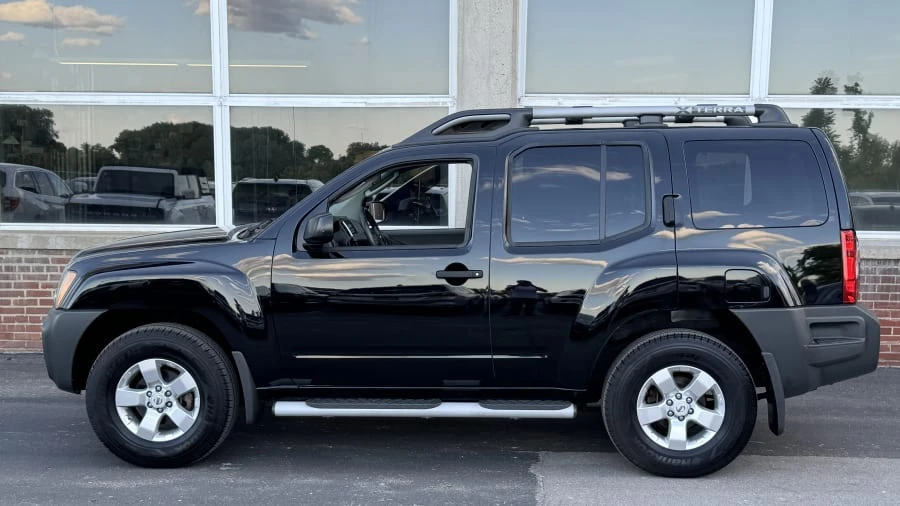 2009 Nissan Xterra 2nd Gen - Image 2 of 10