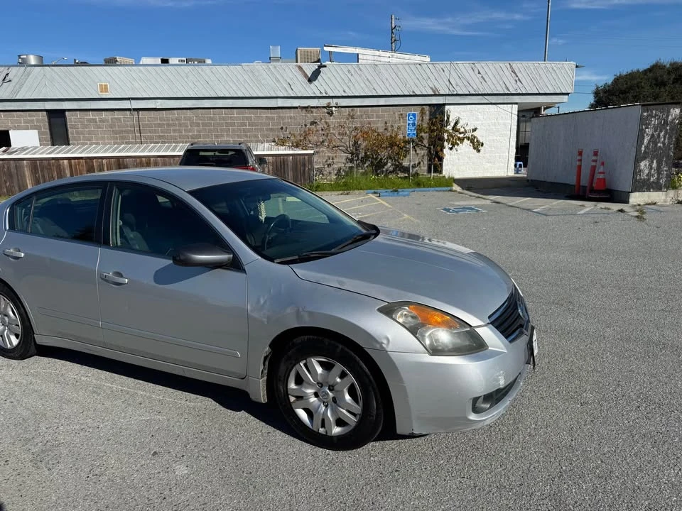 2009 Nissan Altima 4th Gen - Image 2 of 9