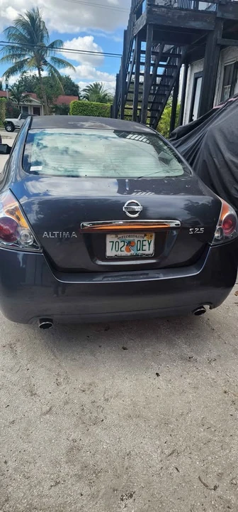 2009 Nissan Altima 4th Gen - Image 2 of 3