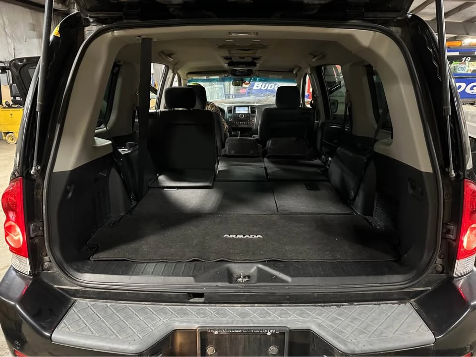 2009 Nissan Armada - Image 10 of 11