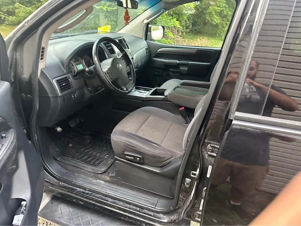 2009 Nissan Armada - Image 3 of 11