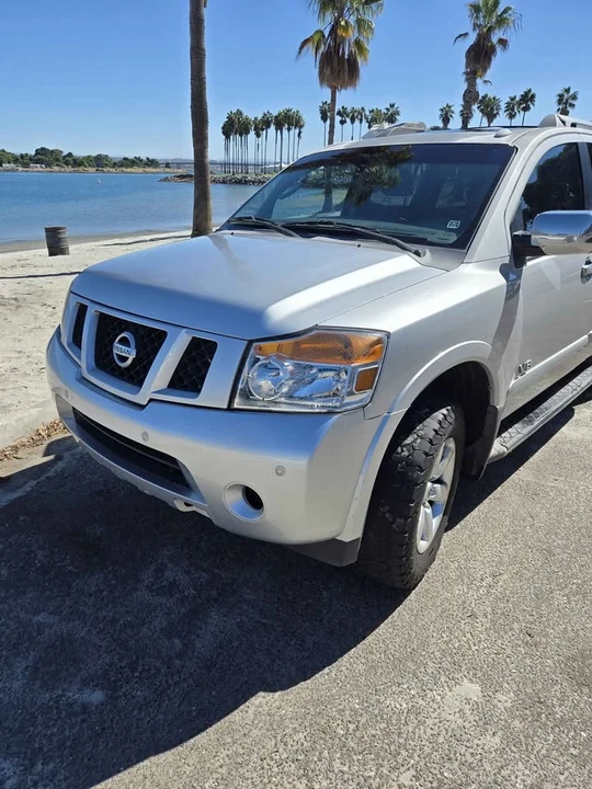 2009 Nissan Armada - Image 2 of 6