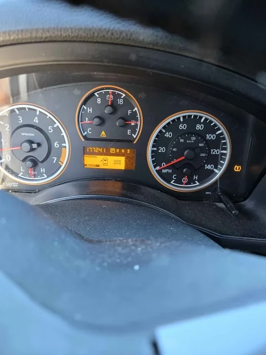 2009 Nissan Armada - Image 6 of 6