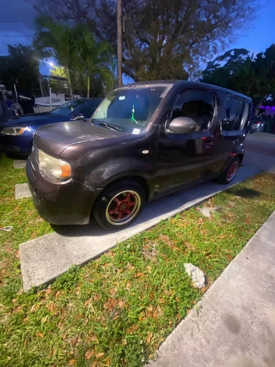 2009 Nissan Cube - Image 9 of 11