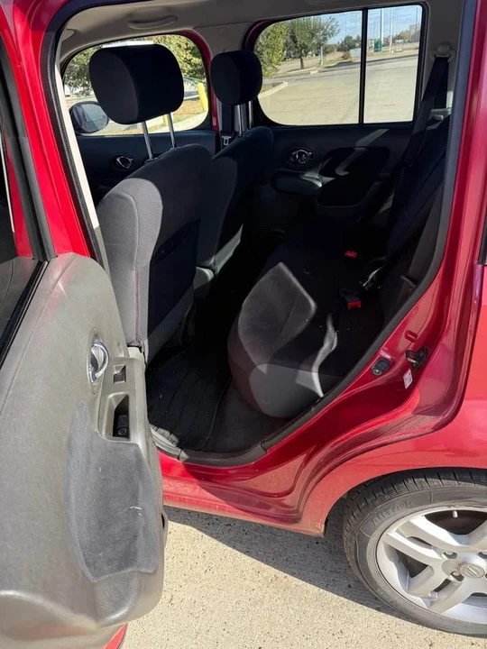 2009 Nissan Cube - Image 6 of 10