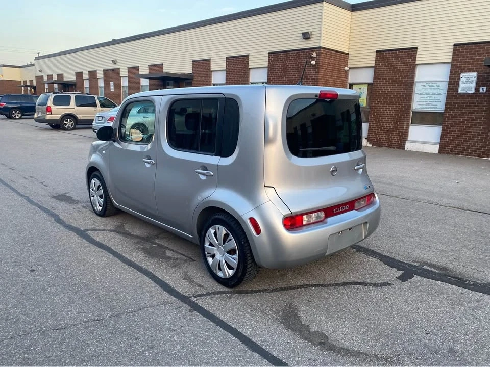 2009 Nissan Cube - Image 2 of 9