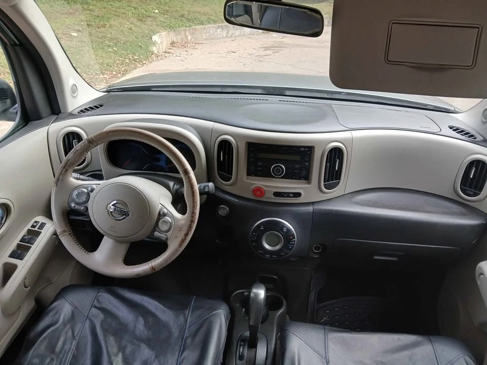 2009 Nissan Cube - Image 10 of 16