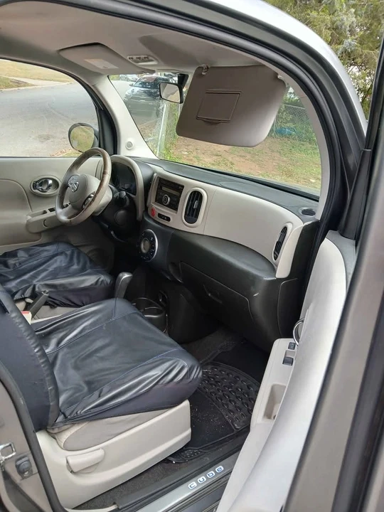 2009 Nissan Cube - Image 13 of 16