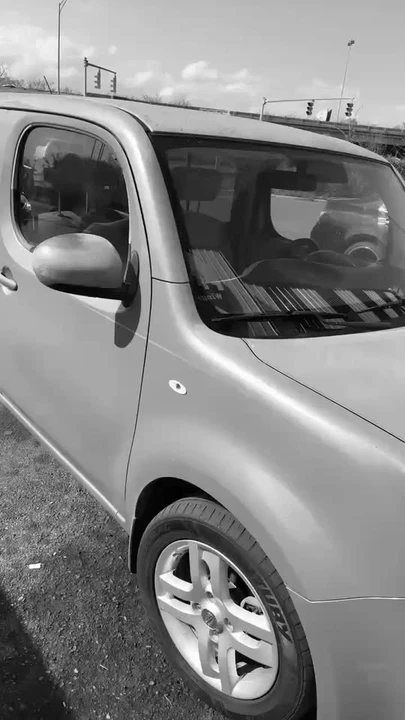 2009 Nissan Cube - Image 4 of 4