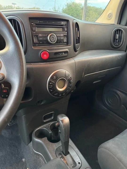 2009 Nissan Cube - Image 11 of 14