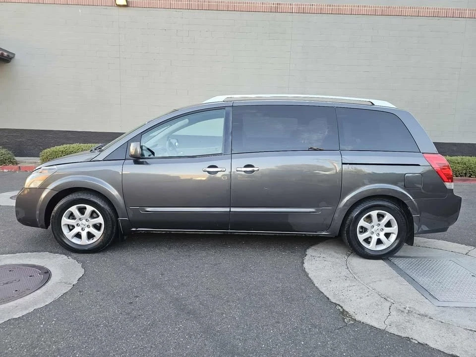 2009 Nissan Quest - Image 8 of 17