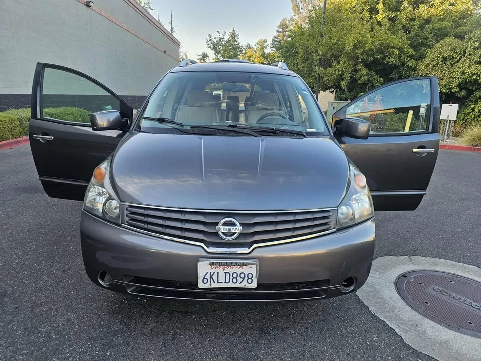 2009 Nissan Quest - Image 9 of 17