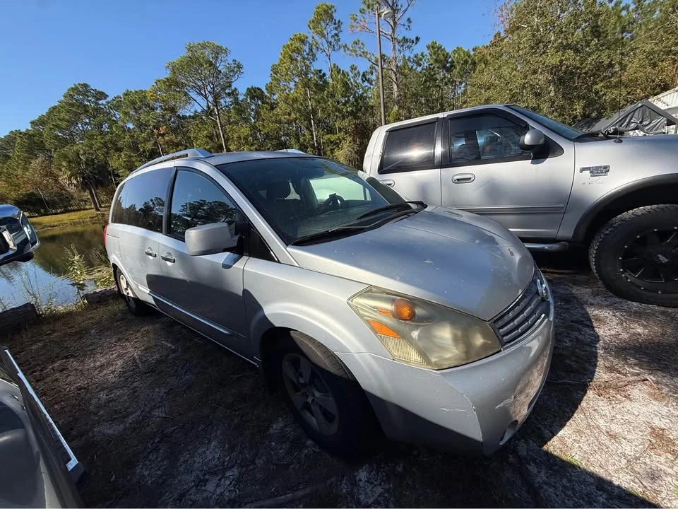 2009 Nissan Quest - Image 2 of 7