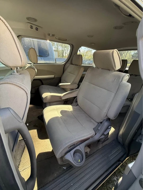 2009 Nissan Quest - Image 6 of 7