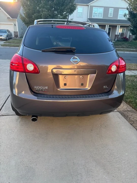 2009 Nissan Rogue - Image 2 of 8