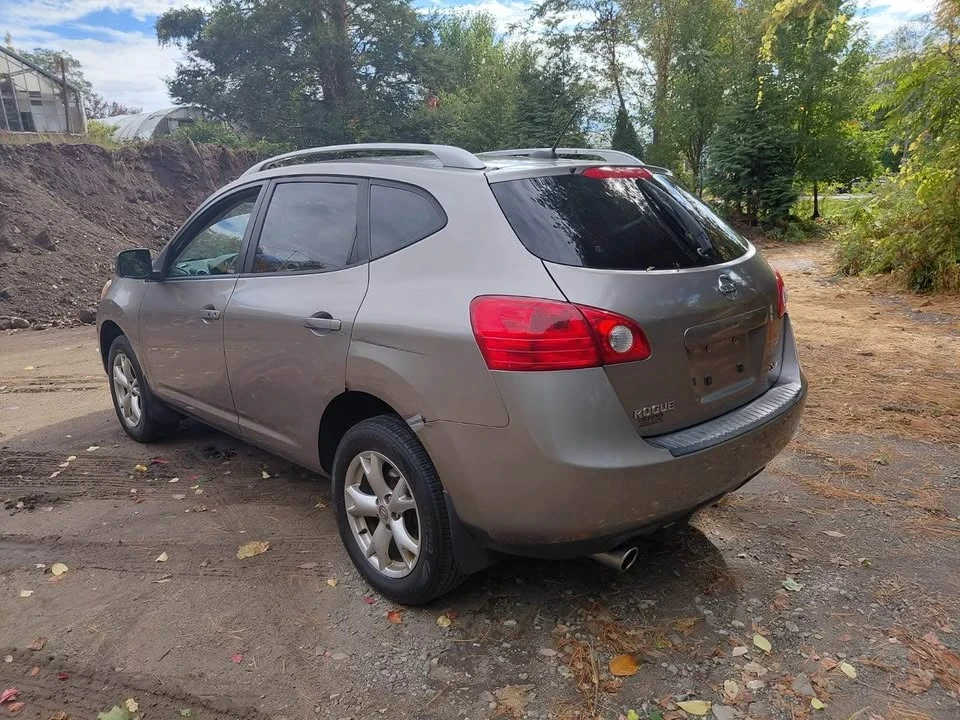 2009 Nissan Rogue - Image 4 of 15
