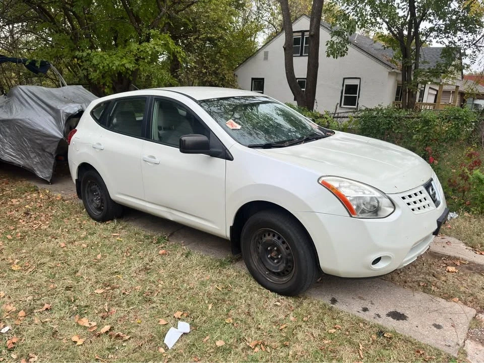 2009 Nissan Rogue - Image 8 of 8