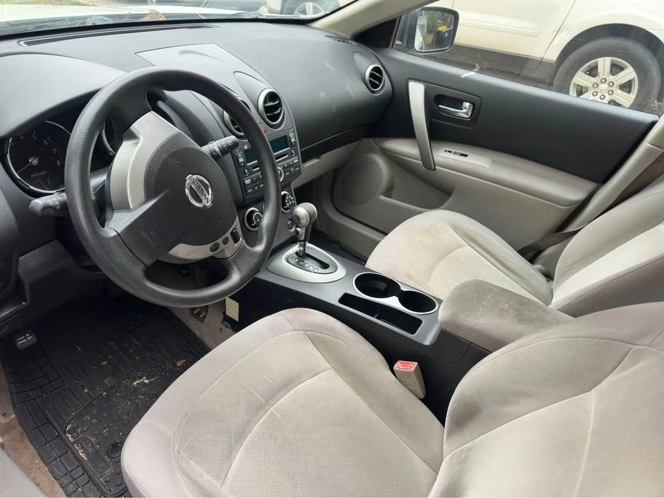2009 Nissan Rogue - Image 3 of 8