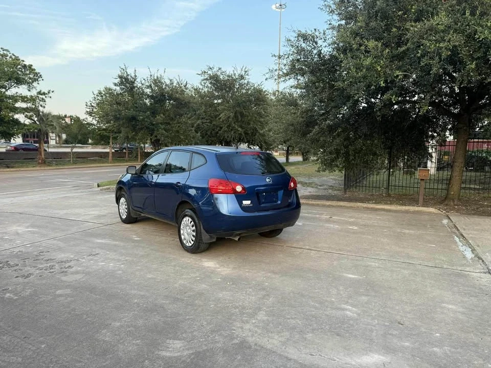 2009 Nissan Rogue - Image 2 of 13