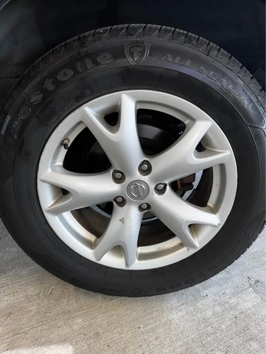 2009 Nissan Rogue - Image 13 of 16