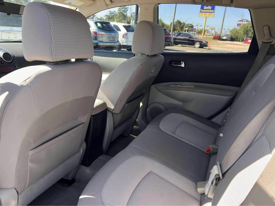 2009 Nissan Rogue - Image 9 of 11
