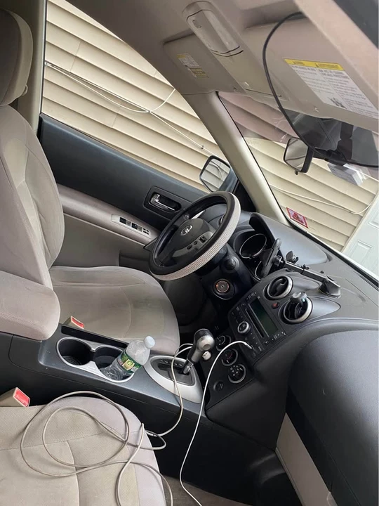 2009 Nissan Rogue - Image 9 of 11