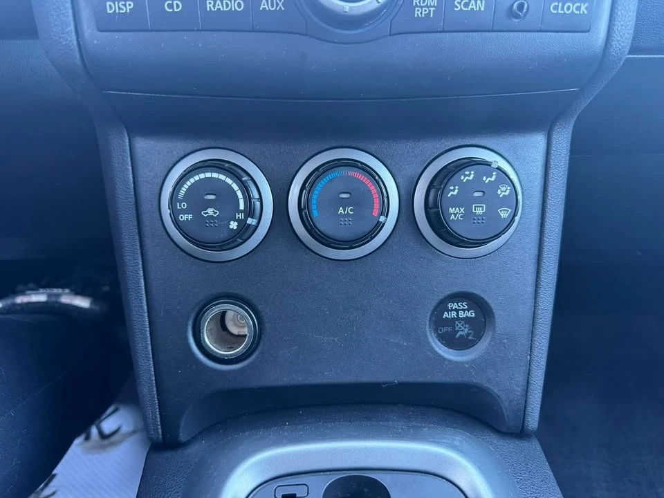 2009 Nissan Rogue - Image 13 of 19