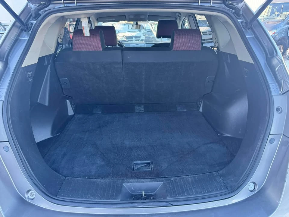 2009 Nissan Rogue - Image 5 of 19