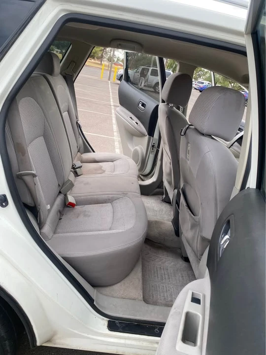2009 Nissan Rogue - Image 9 of 10