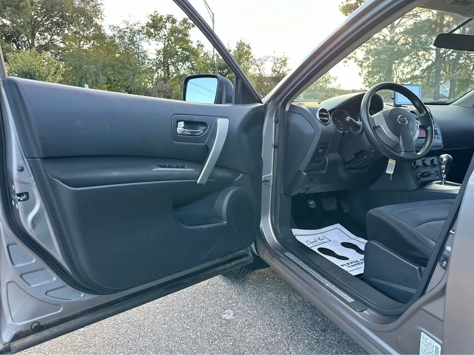 2009 Nissan Rogue - Image 9 of 20