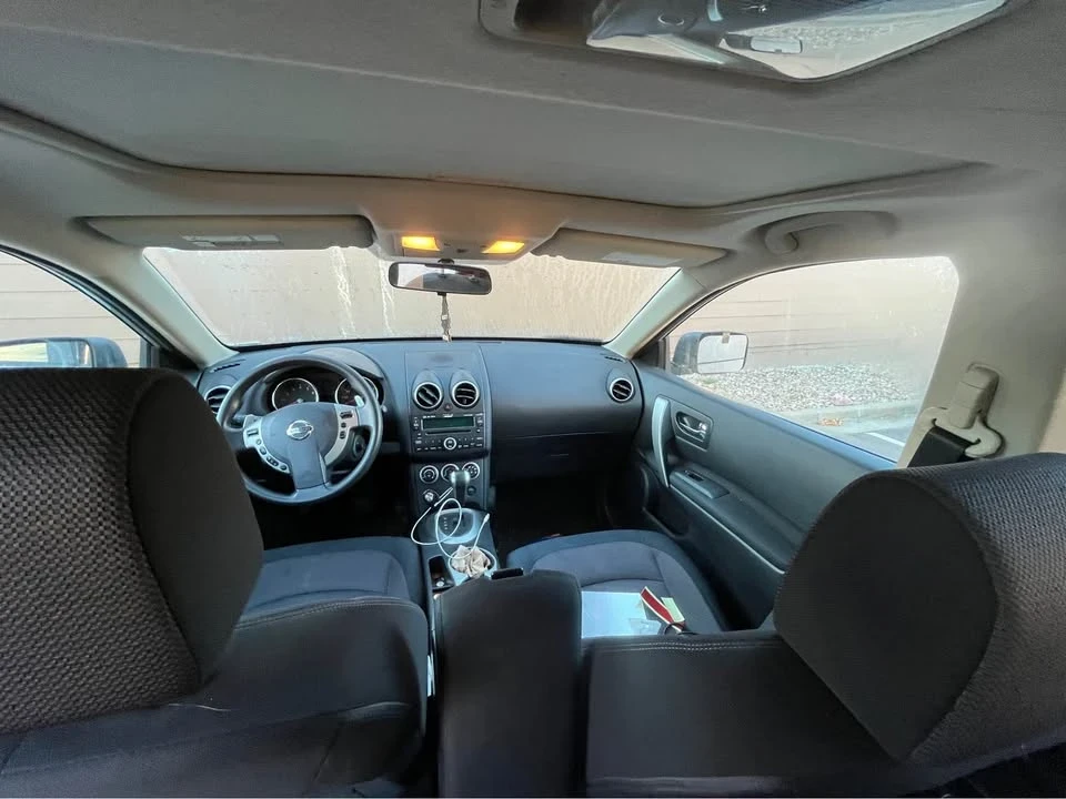 2009 Nissan Rogue - Image 4 of 7