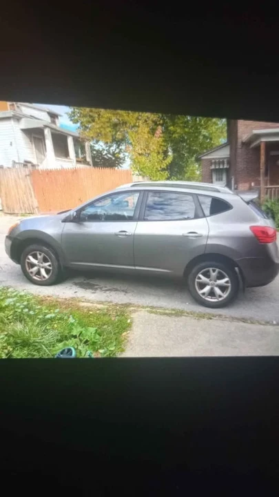 2009 Nissan Rogue - Image 3 of 5